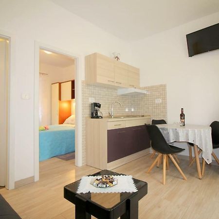 Apartment Noemi In City Center ポレッチ エクステリア 写真